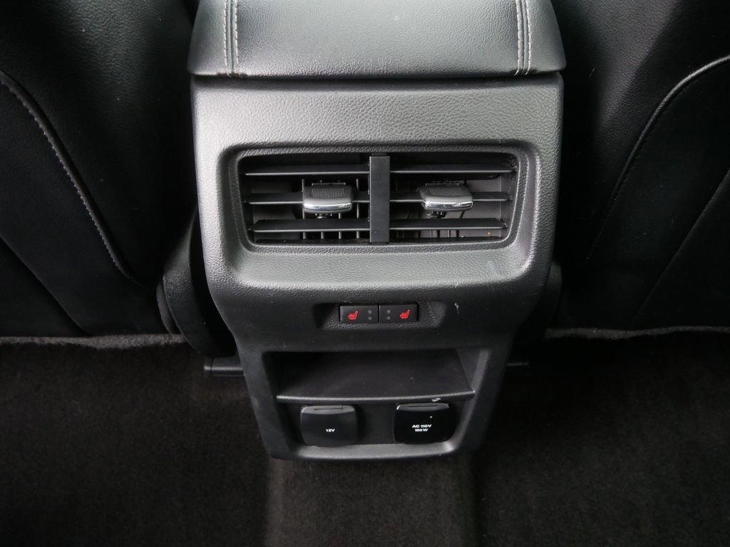 Used 2020 Ford Edge Titanium w/ Equipment Group 301A image 19