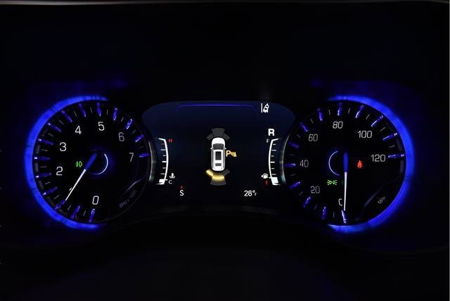 New 2026 Chrysler Pacifica Select AWD/4WD image 16