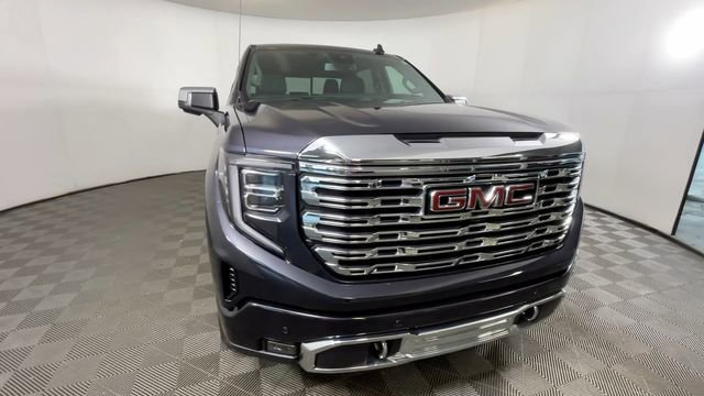 Used 2024 GMC Sierra 1500 Denali AWD/4WD image 11