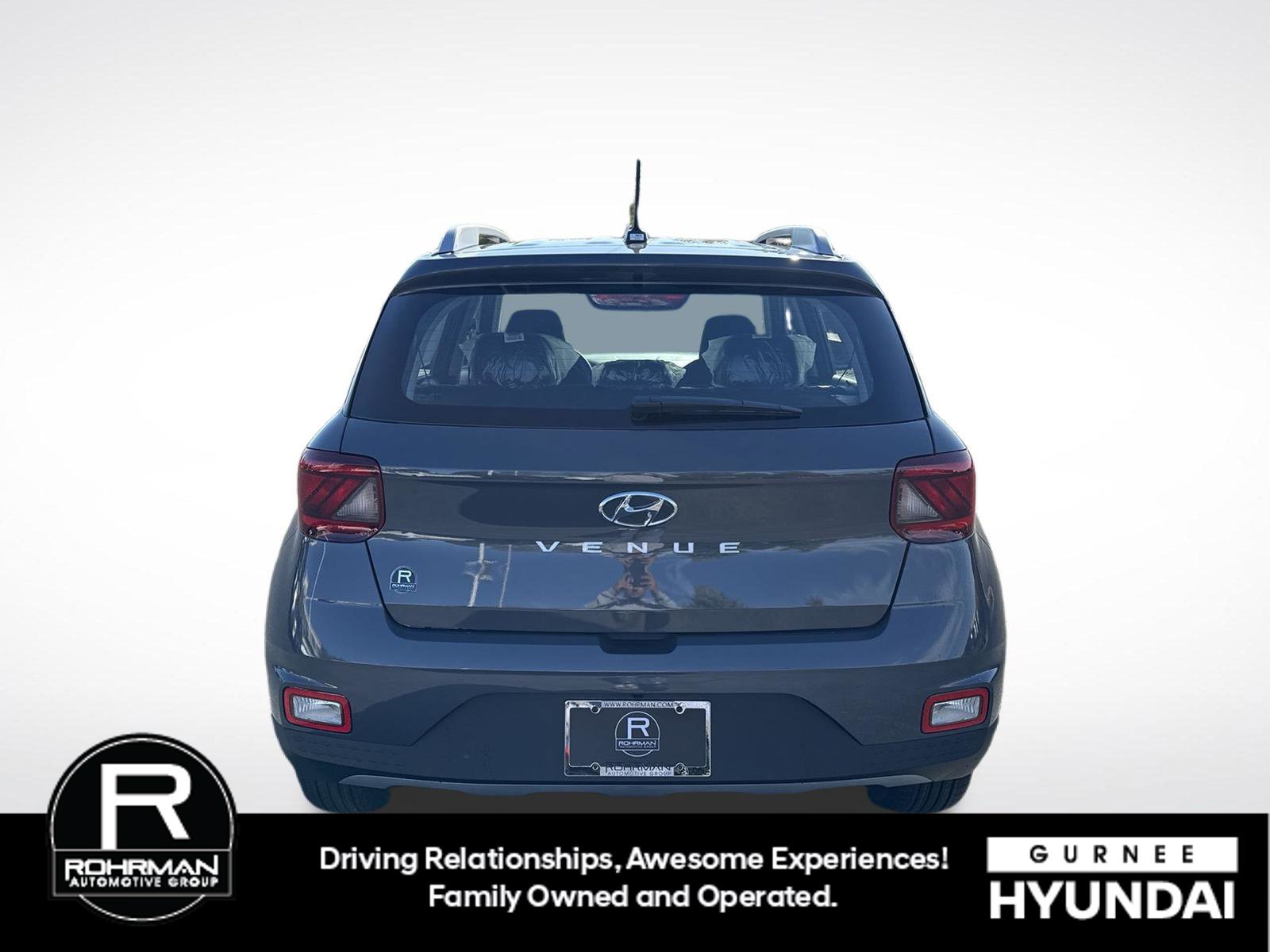 New 2026 Hyundai Venue SEL FWD image 8