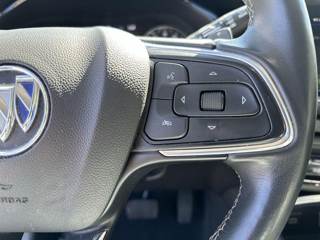 Used 2023 Buick Envision Essence image 31