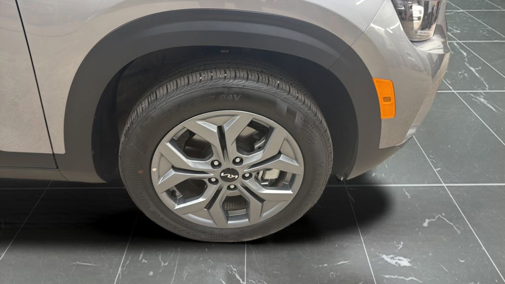 Used 2026 Kia Seltos LX AWD/4WD image 24