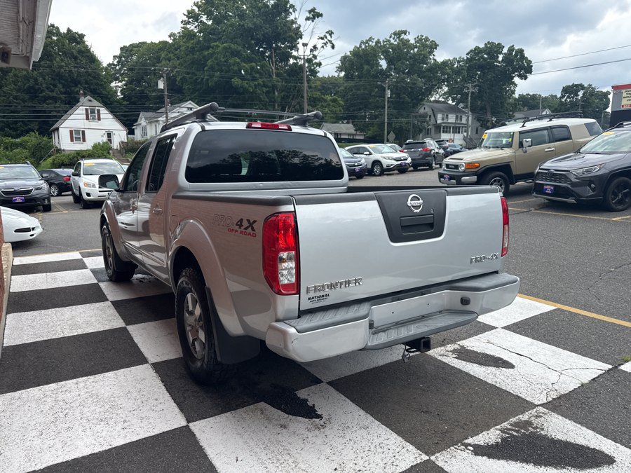 Used 2011 Nissan Frontier PRO-4X w/ Pro-4x Luxury Pkg AWD/4WD image 4
