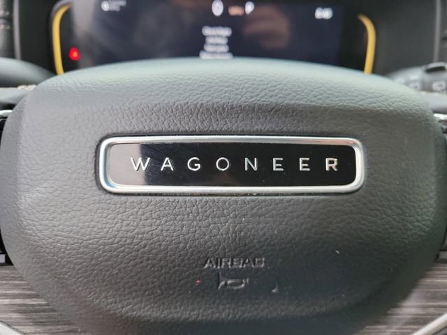 Used 2024 Jeep Wagoneer L Series II image 30