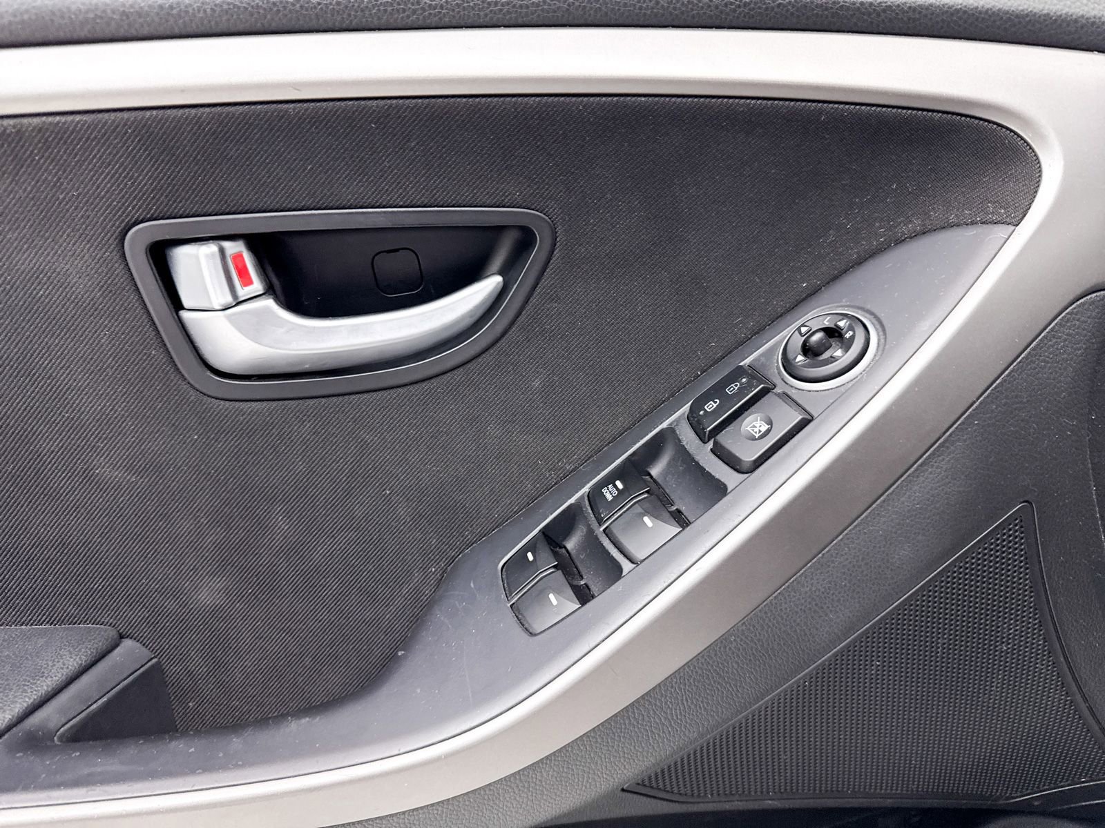 Used 2013 Hyundai Elantra GT image 16