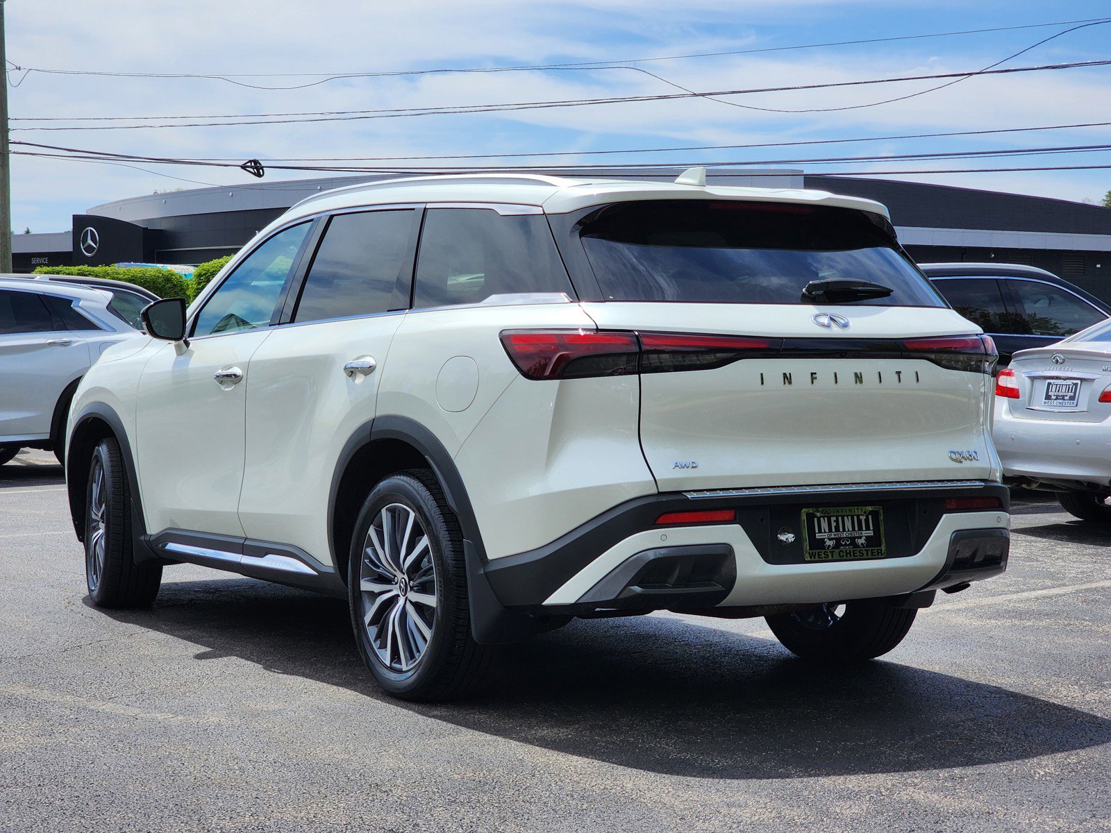 Certified 2023 INFINITI QX60 Sensory w/ Cargo Package image 3