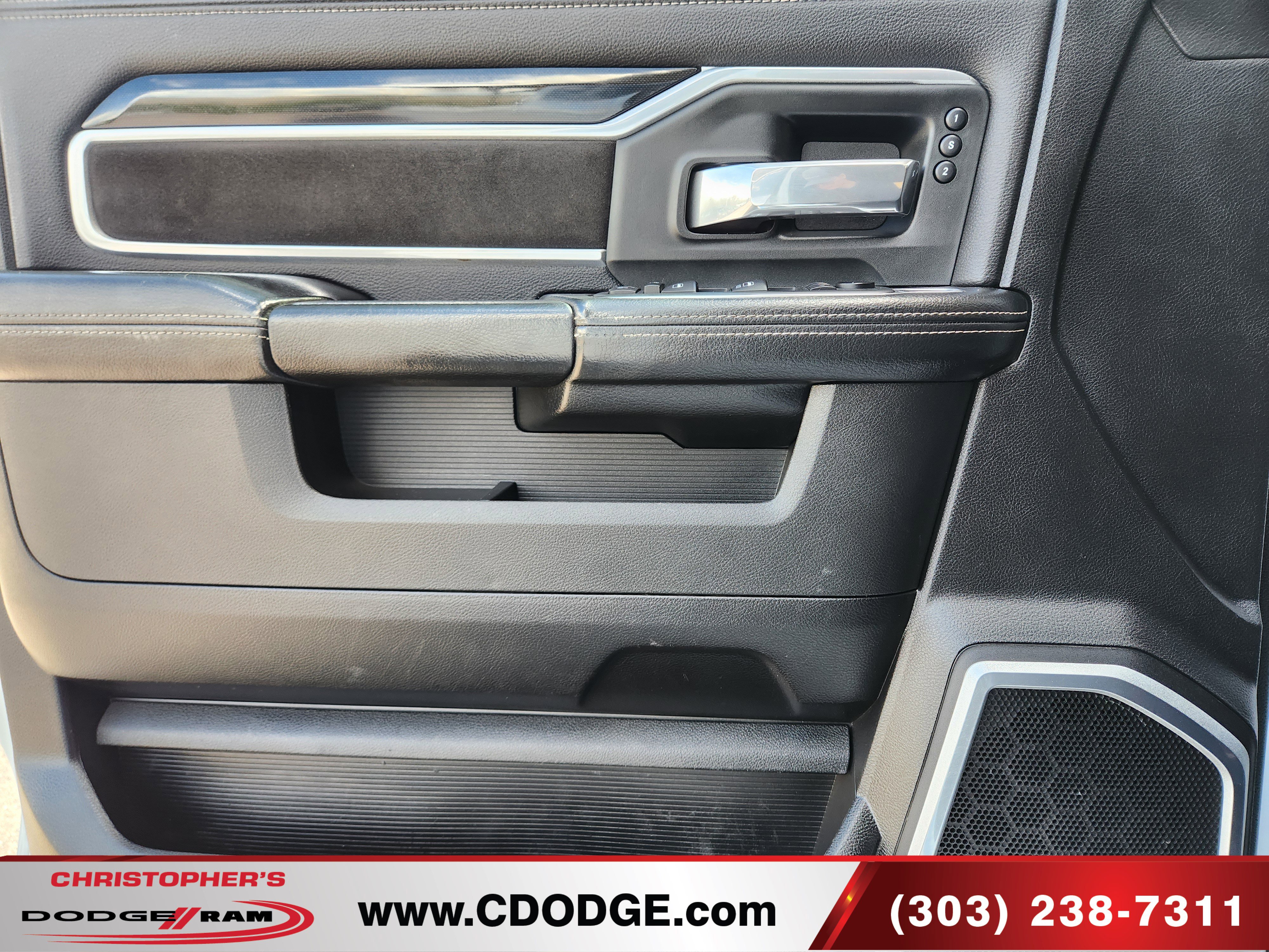 Used 2020 RAM 2500 Laramie w/ Night Edition AWD/4WD image 15