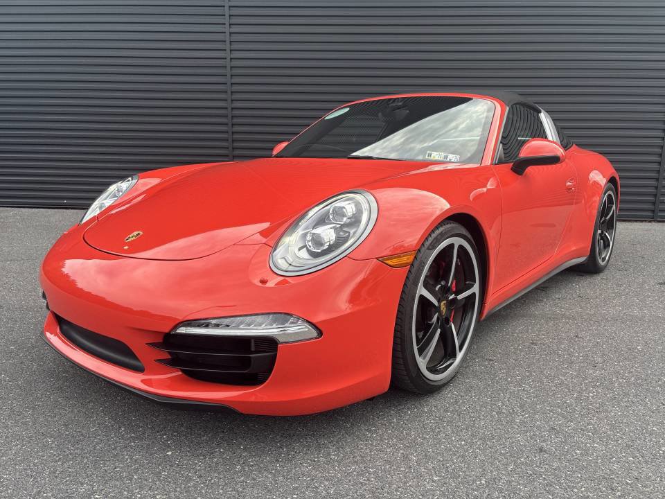 Used 2016 Porsche 911 Targa 4S AWD/4WD video 1
