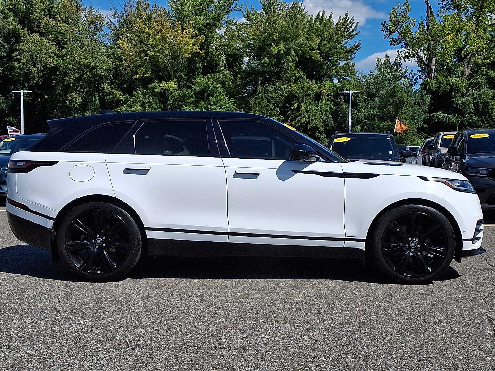 Used 2021 Land Rover Range Rover Velar R-Dynamic S AWD/4WD image 7