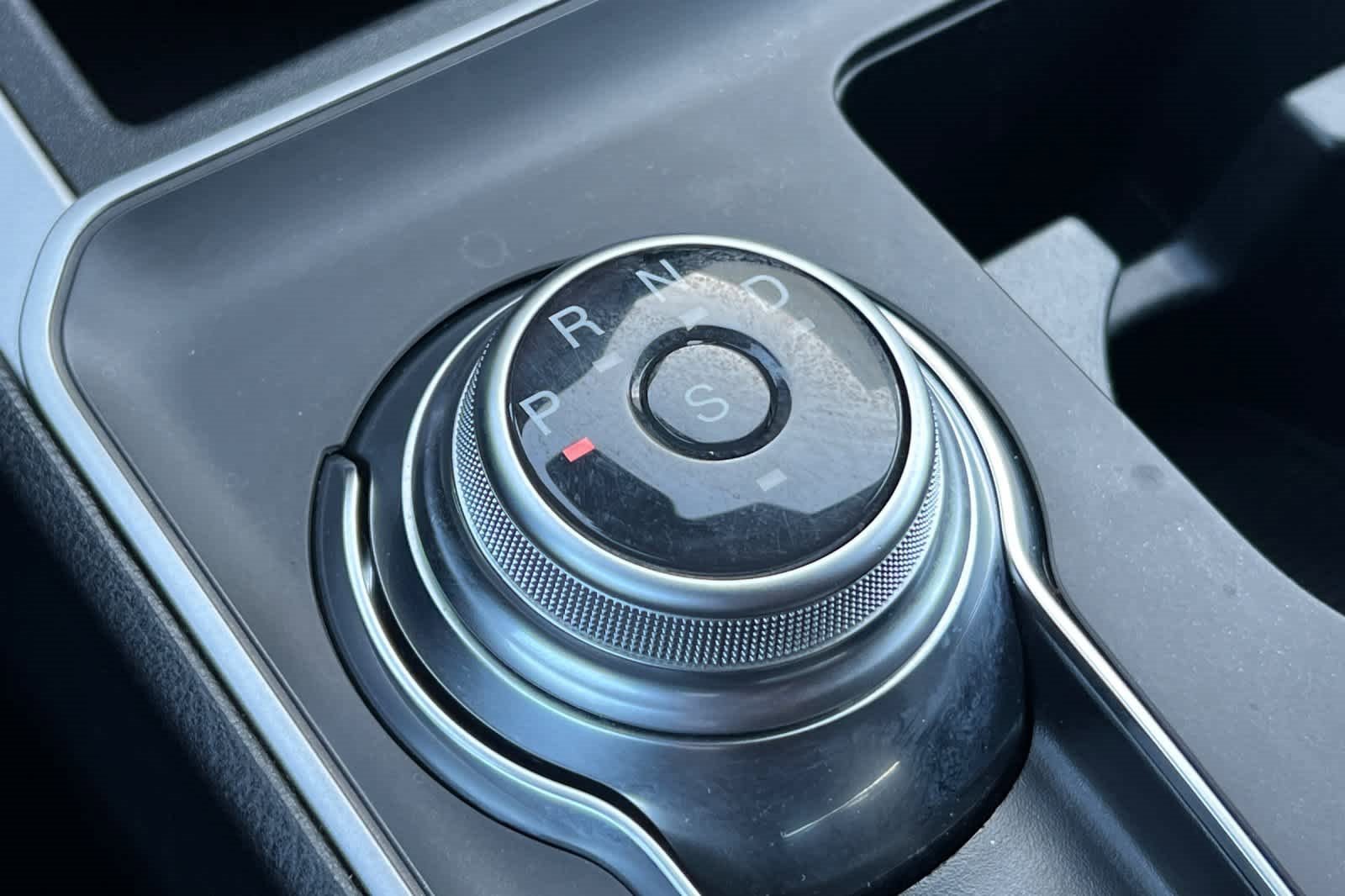 Certified 2024 Ford Edge SE w/ Black Appearance Package image 22