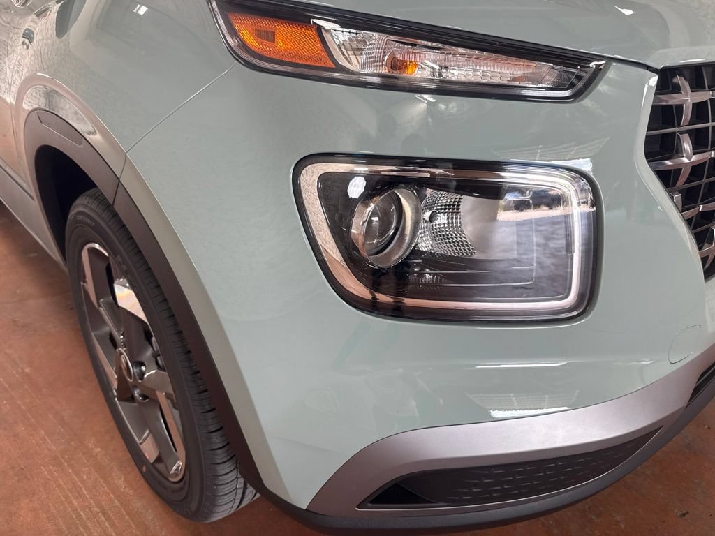 New 2026 Hyundai Venue SEL FWD image 10