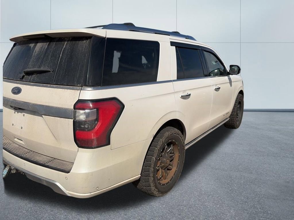 Used 2019 Ford Expedition Platinum AWD/4WD image 6