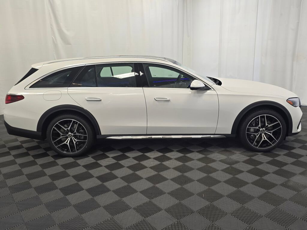 New 2026 Mercedes-Benz E 450 4MATIC All-Terrain Wagon image 7