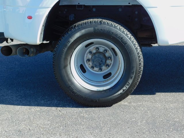 Used 2024 Ford F350 XLT image 11