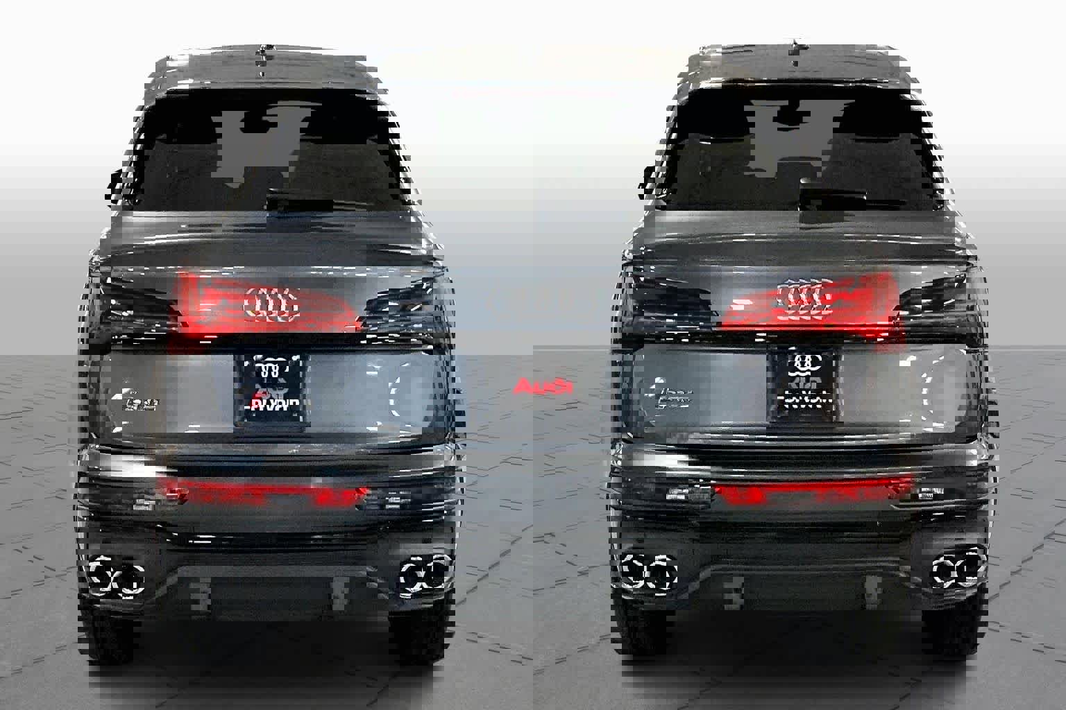 Used 2022 Audi SQ5 Premium Plus w/ Premium Plus Package image 5