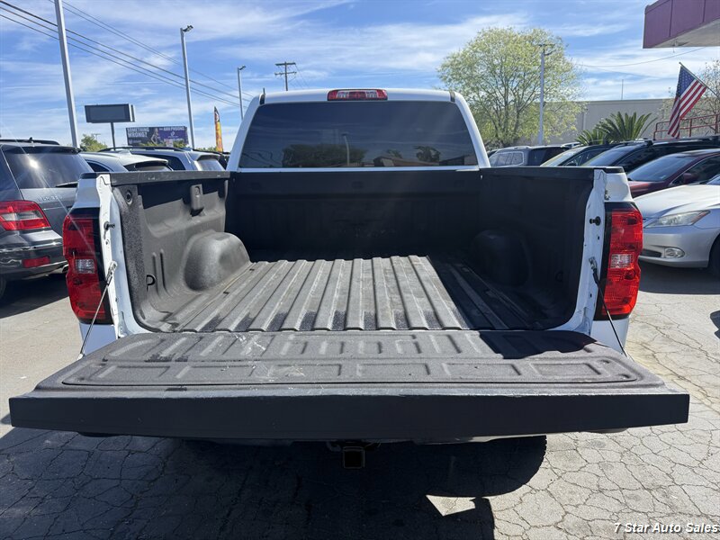 Used 2015 Chevrolet Silverado 1500 LT w/ LT Convenience Package AWD/4WD image 16