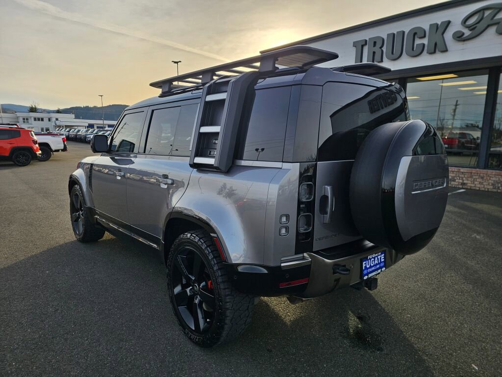 Used 2024 Land Rover Defender 110 X image 10