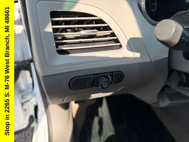 Used 2012 Chevrolet Malibu LS FWD image 15