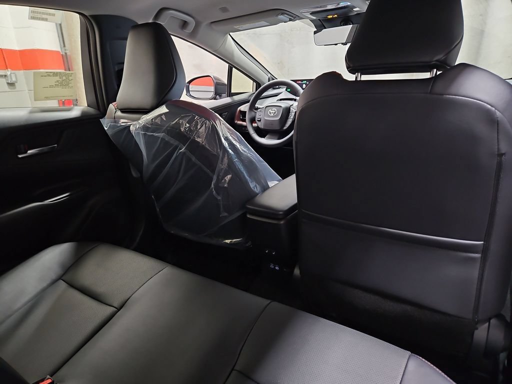 New 2026 Toyota Prius Plug-In Hybrid FWD image 28