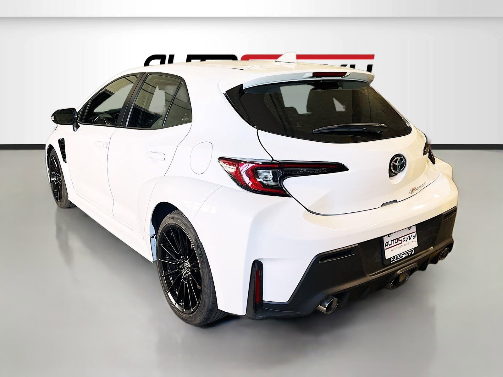 Used 2023 Toyota Corolla Core w/ Performance Package image 5