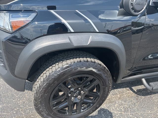New 2025 Chevrolet Colorado Trail Boss w/ Midnight Edition image 36