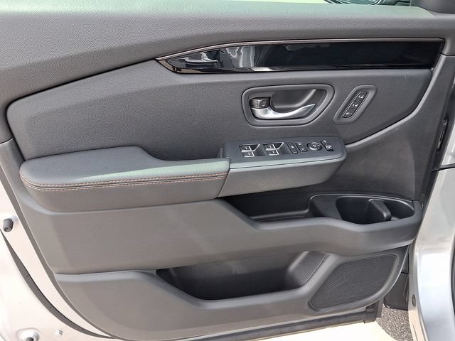 Used 2026 Honda Pilot TrailSport image 9