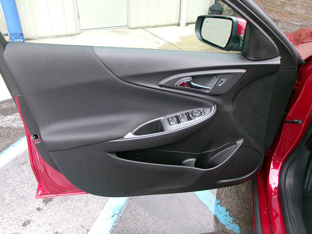 Used 2025 Chevrolet Malibu RS image 15