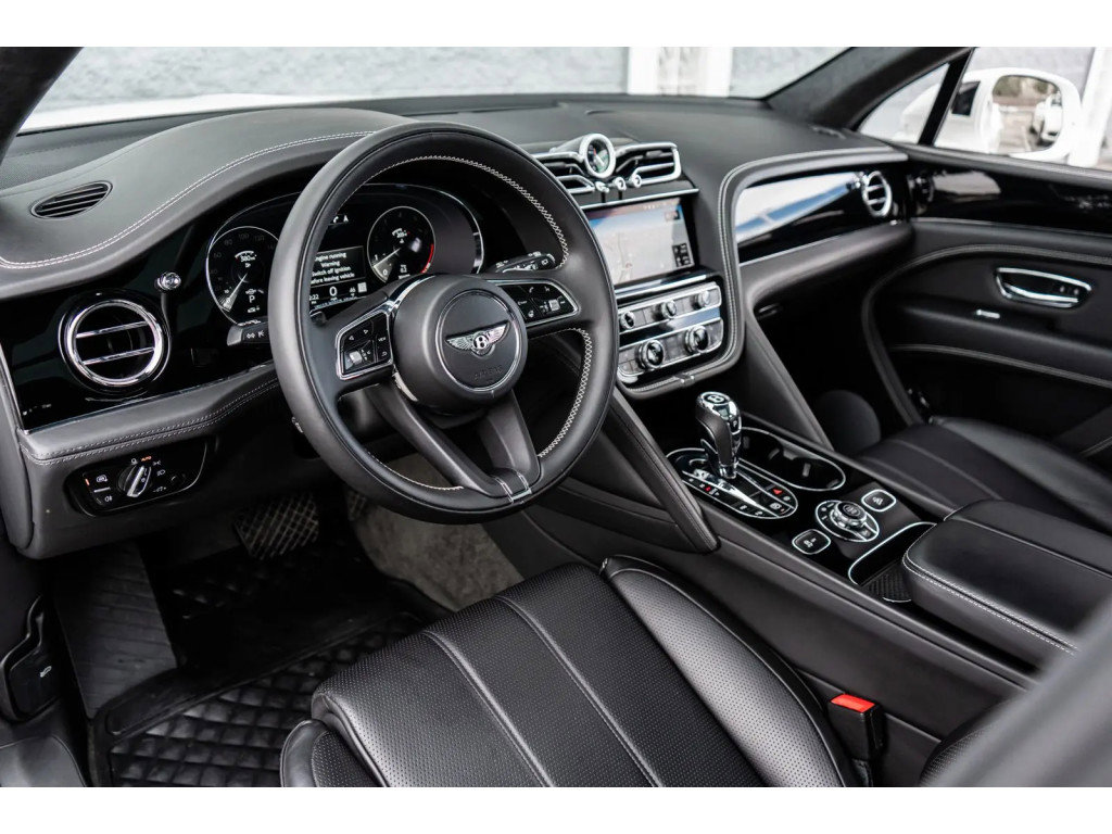 Certified 2022 Bentley Bentayga image 30