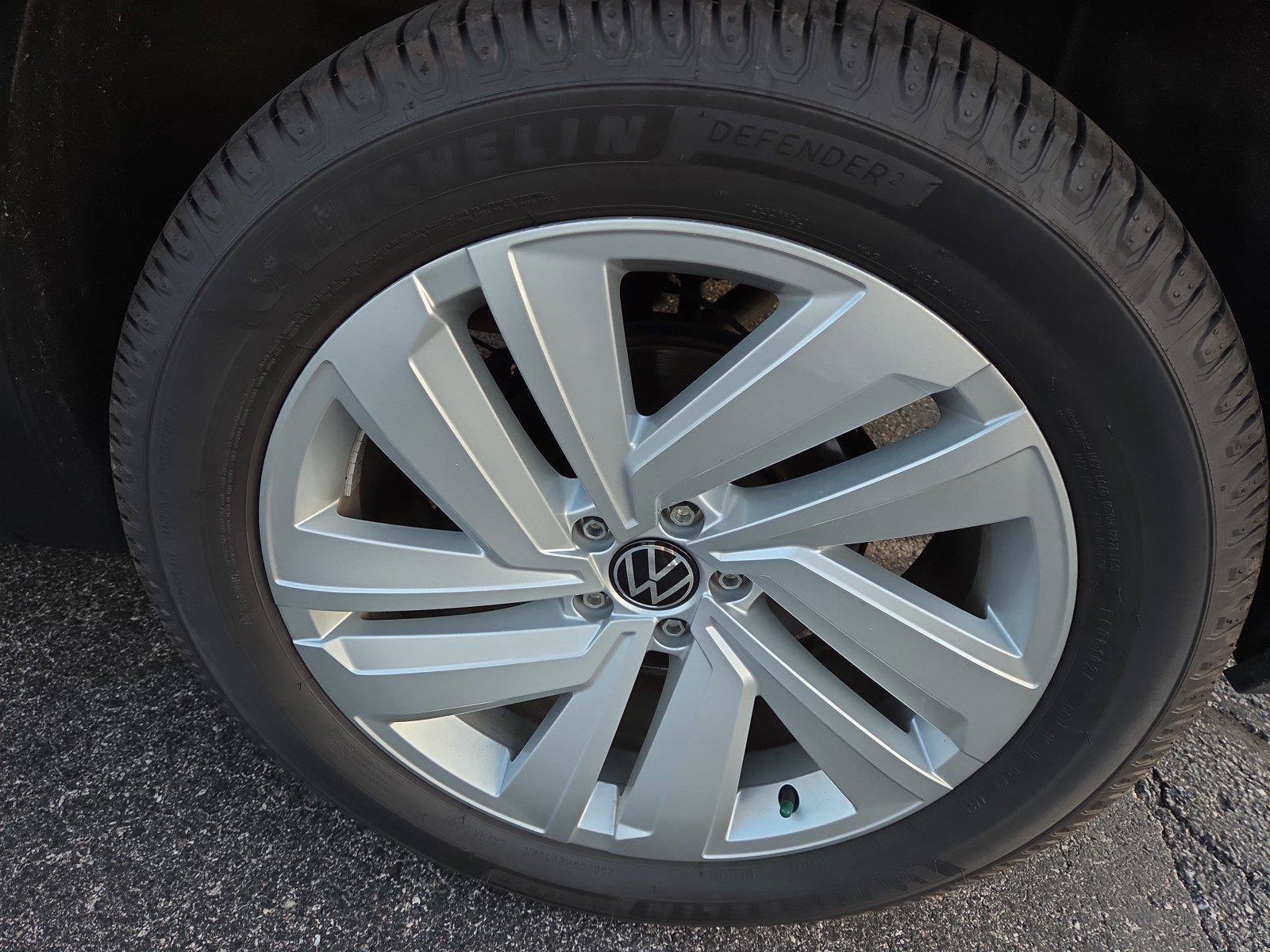 Used 2022 Volkswagen Atlas Cross Sport SE w/ Panoramic Sunroof Package AWD/4WD image 25