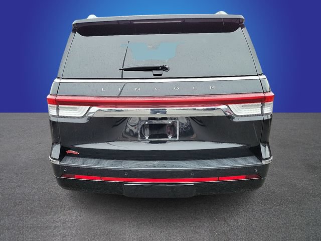 Used 2022 Lincoln Navigator Reserve AWD/4WD image 5