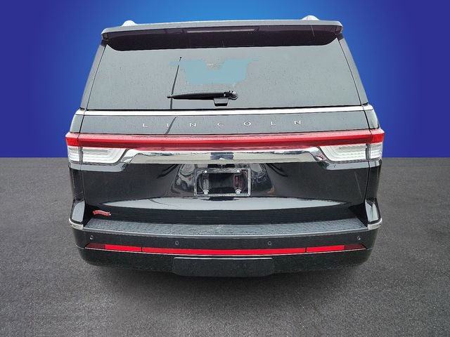 Used 2022 Lincoln Navigator Reserve image 5
