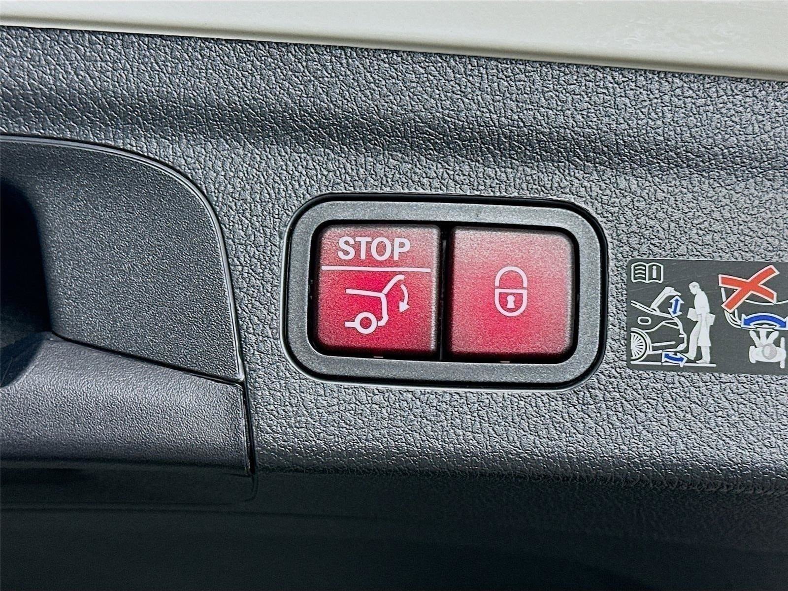 Certified 2026 Mercedes-Benz GLE 350 4MATIC image 36