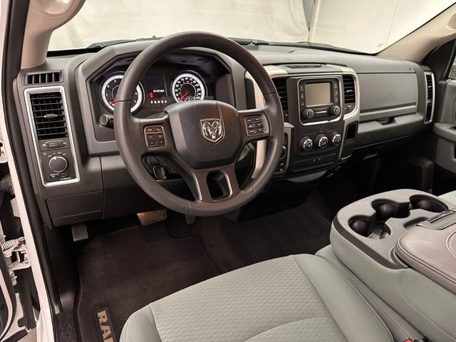 Used 2019 RAM 1500 Classic SLT AWD/4WD image 8