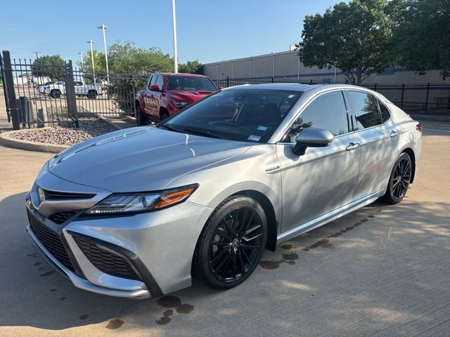 Used 2022 Toyota Camry XSE w/ Cold Weather Package FWD image 1