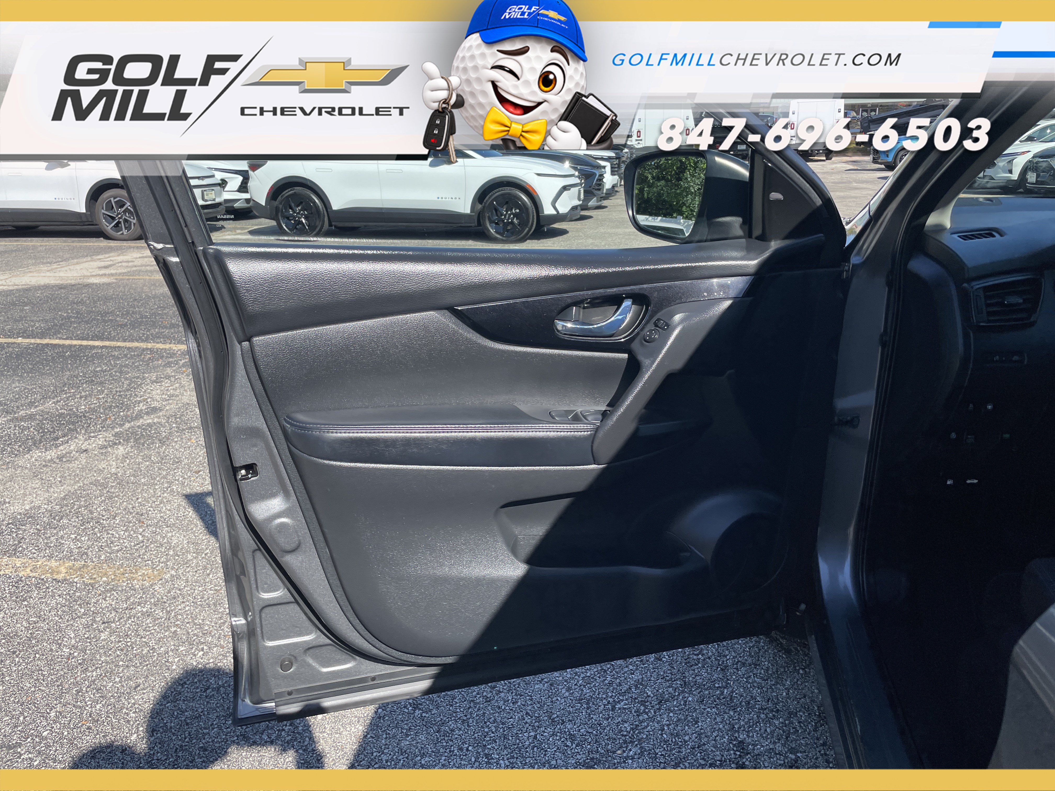 Used 2019 Nissan Rogue Sport SV w/ Technology Package AWD/4WD image 11