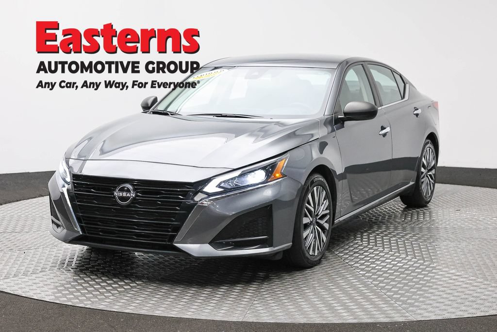 Used 2024 Nissan Altima 2.5 SV FWD video 1
