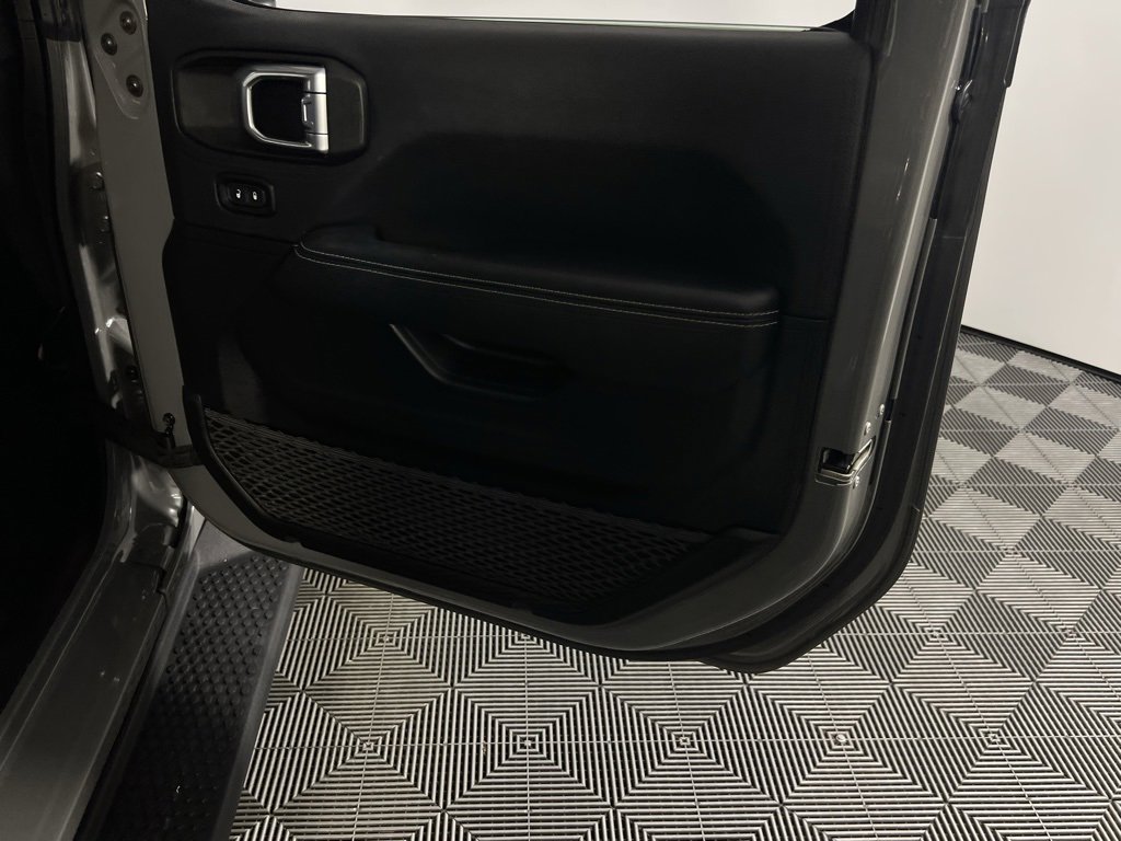 Certified 2022 Jeep Wrangler Unlimited Sahara w/ LED Lighting Group image 34