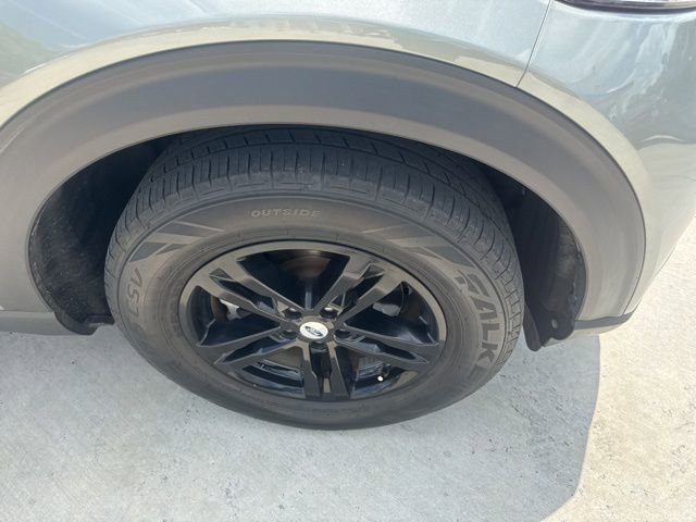 Used 2020 Ford Explorer XLT w/ Equipment Group 202A RWD image 6