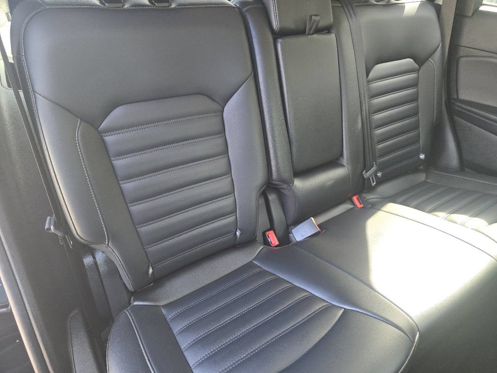 Used 2024 Ford Edge SEL AWD/4WD image 18