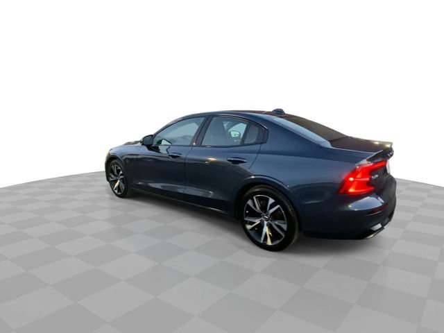 Used 2024 Volvo S60 B5 Core FWD image 8