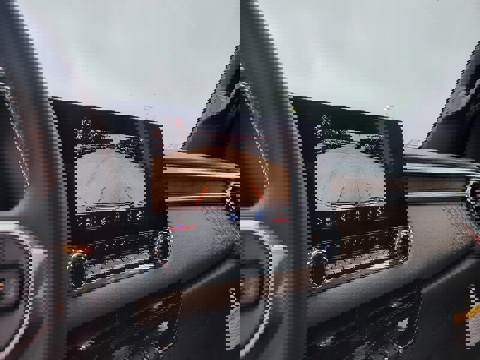 New 2026 GMC Canyon Denali image 15