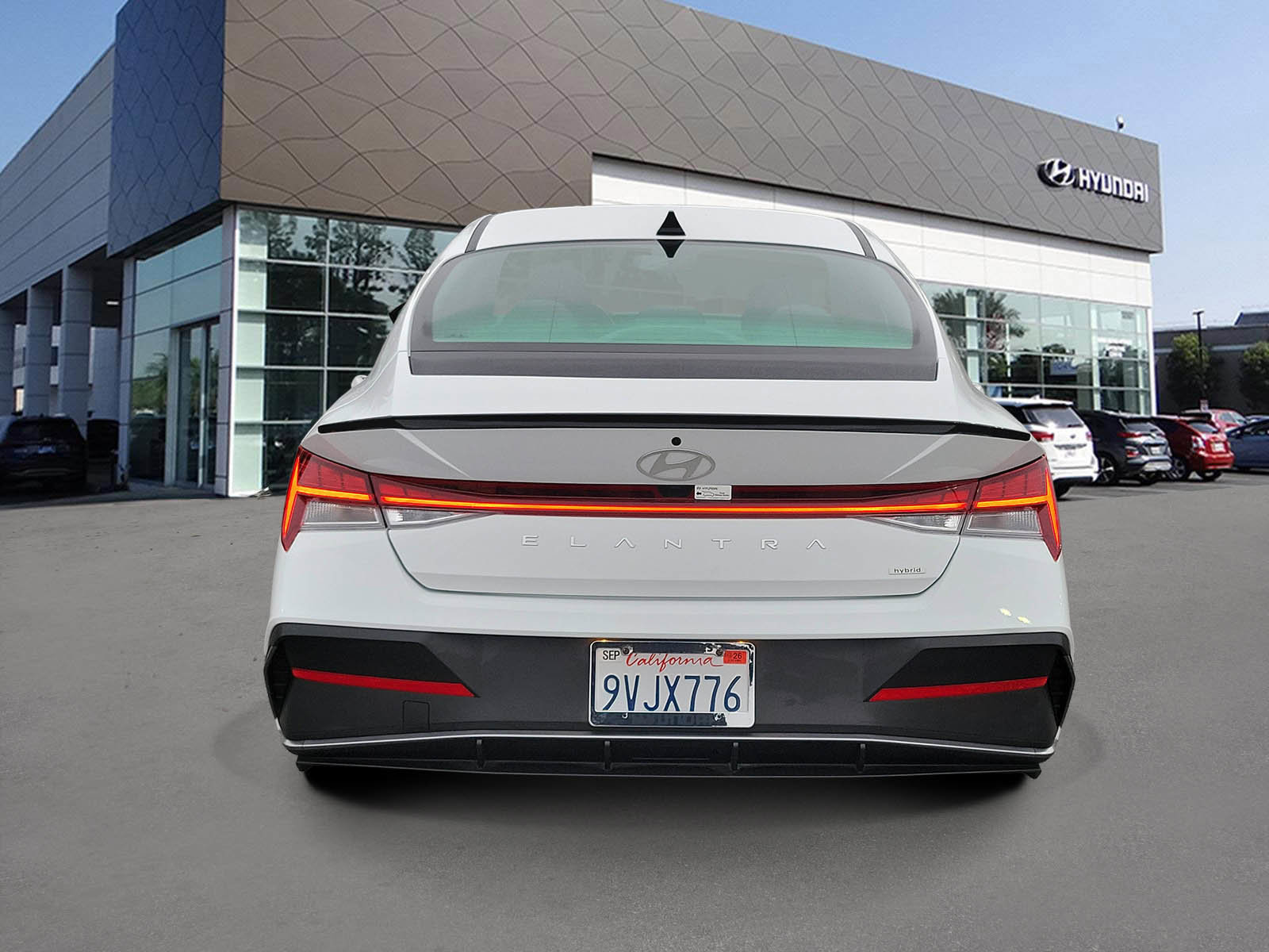 Certified 2025 Hyundai Elantra SEL FWD image 4