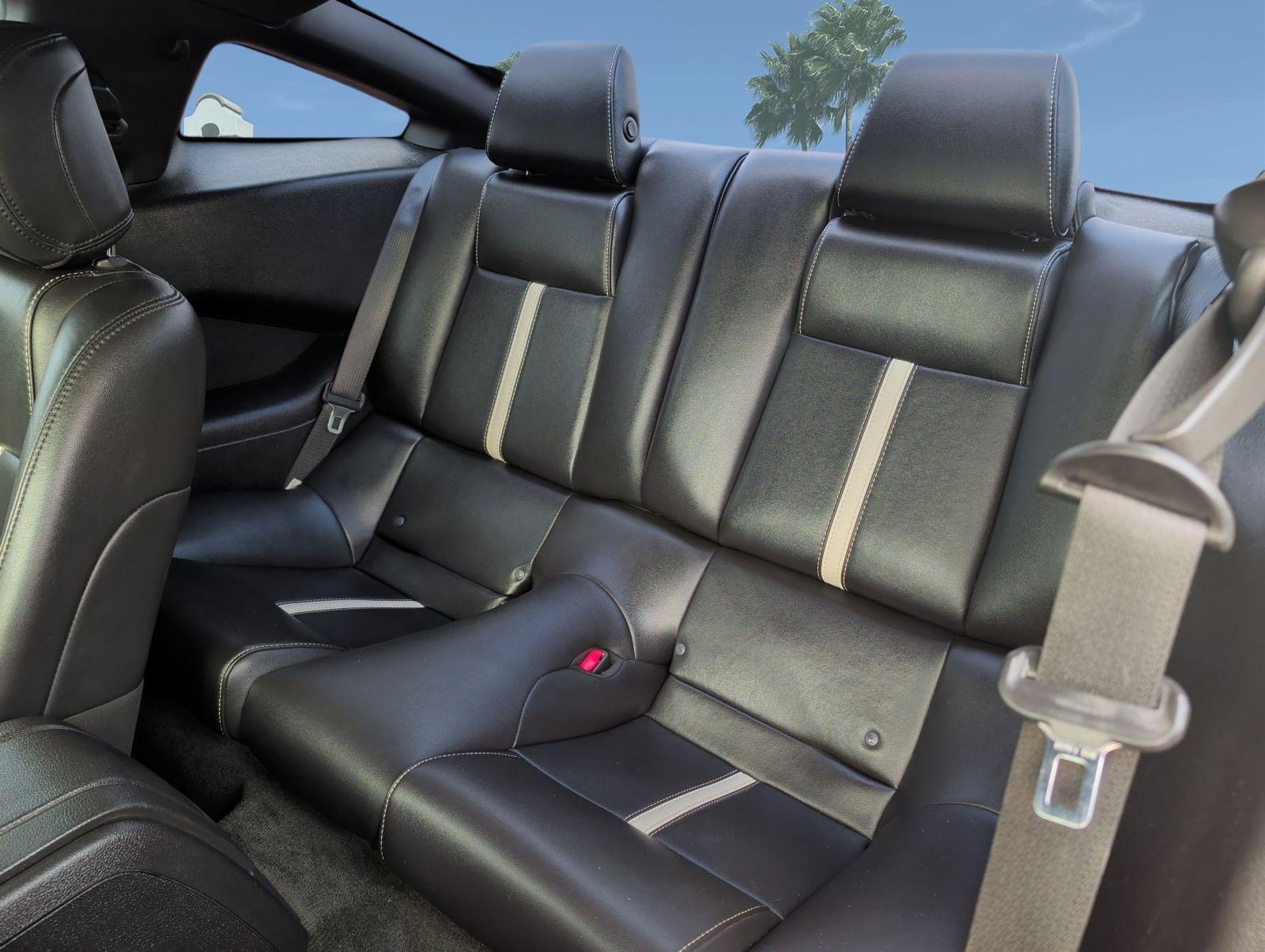Used 2014 Ford Mustang GT Premium w/ Equipment Group 401A RWD image 20