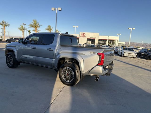 Certified 2024 Toyota Tacoma TRD Sport w/ TRD Sport Premium Package AWD/4WD image 7