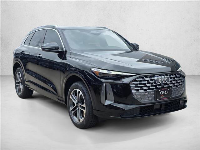 New 2025 Audi Q5 Premium image 3