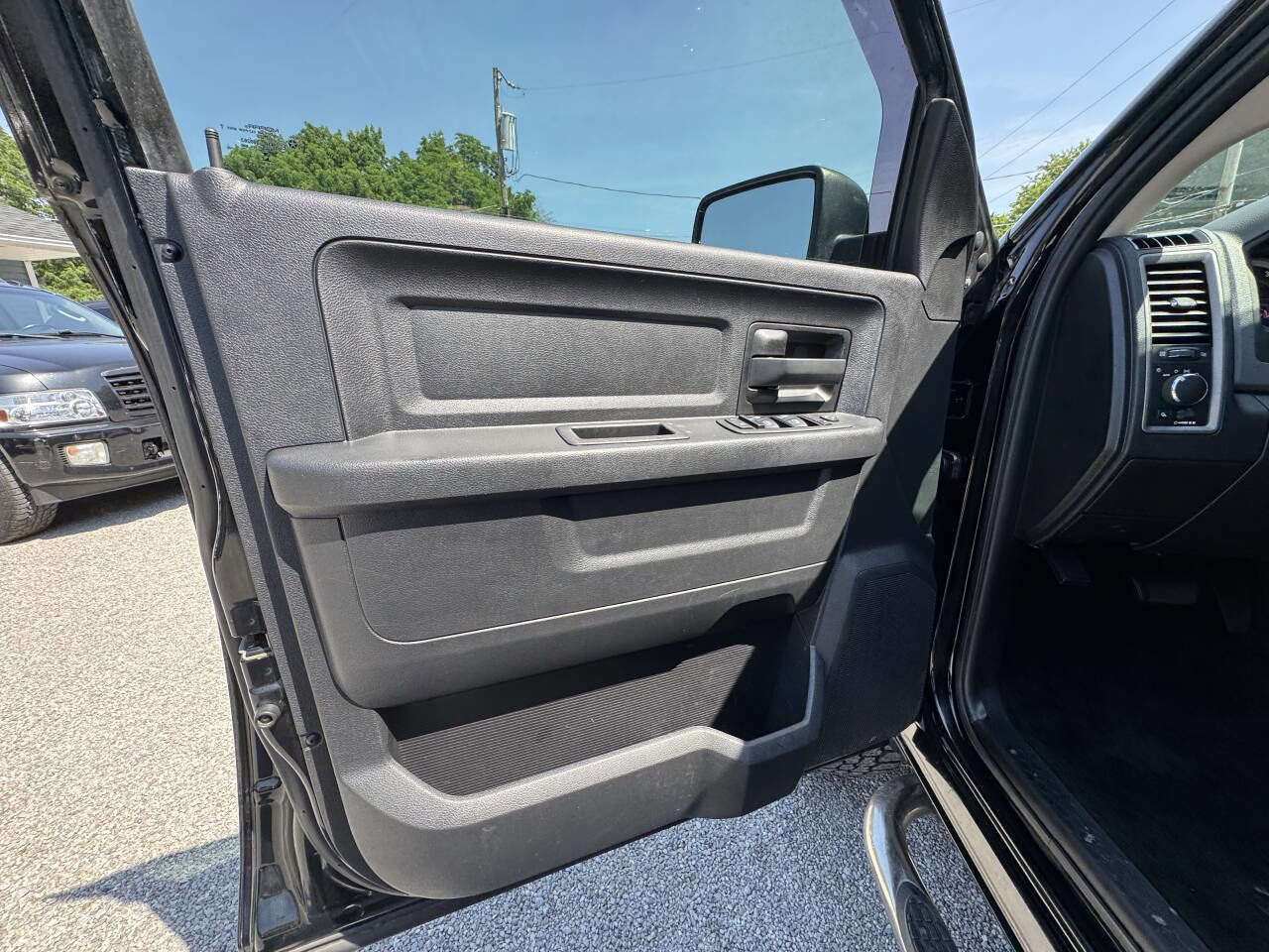 Used 2015 RAM 1500 Tradesman w/ Popular Equipment Group image 12