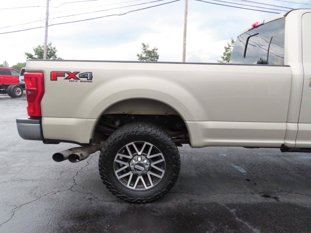 Used 2017 Ford F350 Lariat w/ Lariat Ultimate Package AWD/4WD image 20