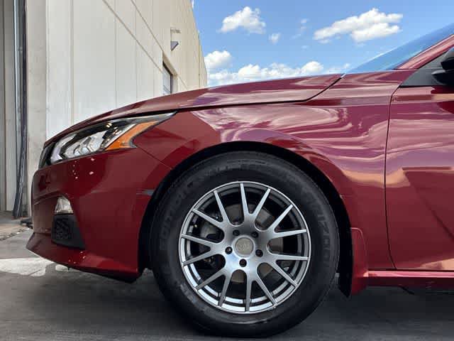 Used 2019 Nissan Altima 2.5 SR FWD image 14