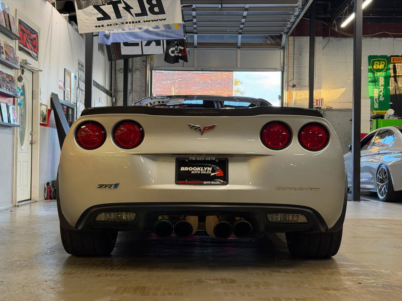Used 2011 Chevrolet Corvette ZR1 w/ Preferred Equipment Group RWD image 8