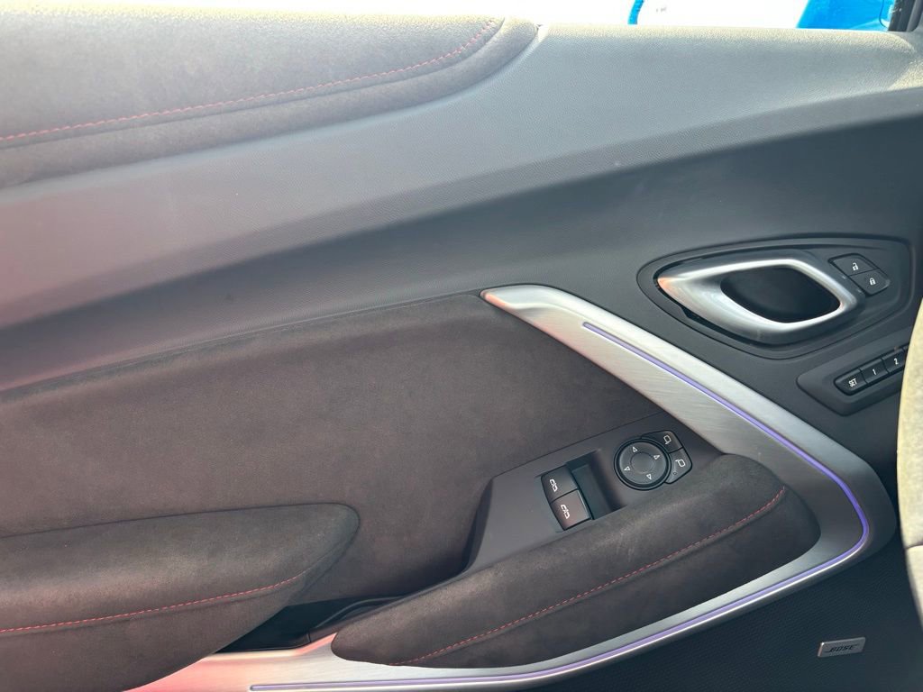 Used 2022 Chevrolet Camaro ZL1 RWD image 26